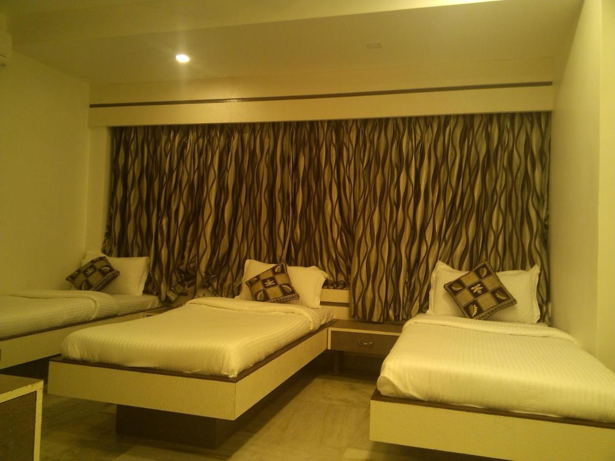 Hotel Oc Residency Mumbai Room photo